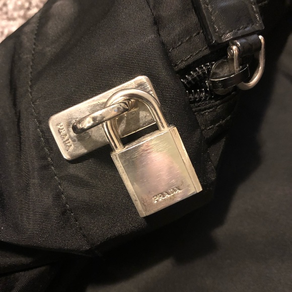 PRADA tessuto duffle bag - Picture 4 of 9